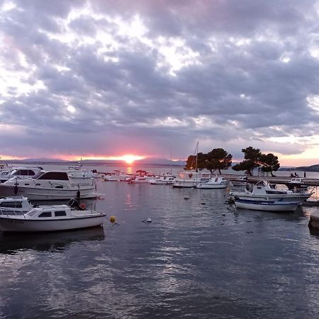 Vila Zdenka Apartmants Crikvenica Buitenkant foto
