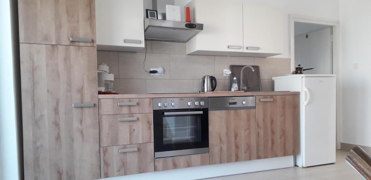 Vila Zdenka Apartmants Crikvenica Buitenkant foto