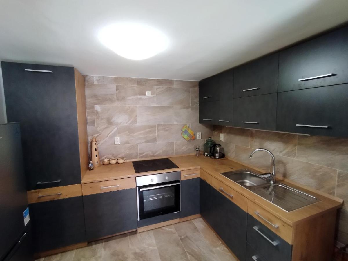 Vila Zdenka Apartmants Crikvenica Buitenkant foto