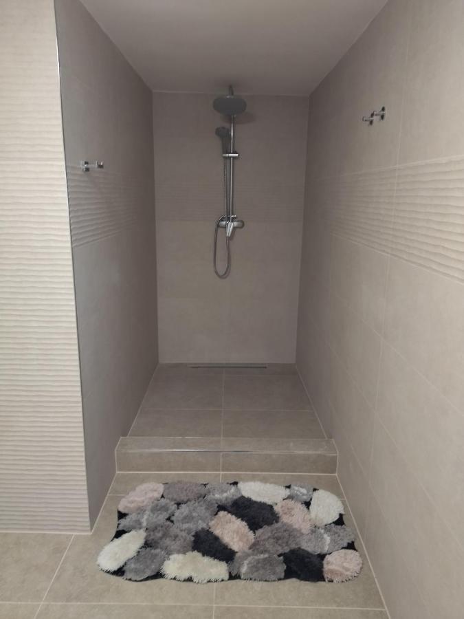 Vila Zdenka Apartmants Crikvenica Buitenkant foto